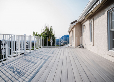 Decks-110421-DSC01114