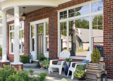 9490_450_PL_DH_Fix_Trnsm_GBG_ED_Crafts_FrontPorch_Ext_17i-1