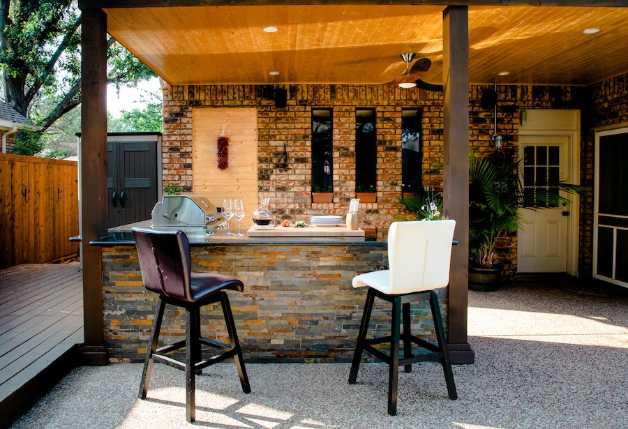 bar