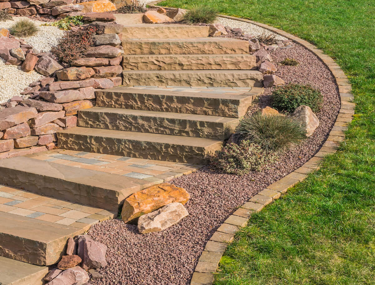 Curved step